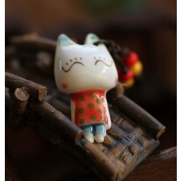 Cute Flirting Kitty Ceramic Pendant