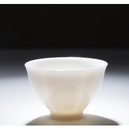 Dehua porcelain & six types of ceramic whiteware kung fu tea cup ; Style2 Carving curve cup