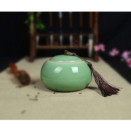 Longquan celadon & Geyao plum green & Diyao power blue & oblate tea caddy & sealing canister ; small size Diyao plum green